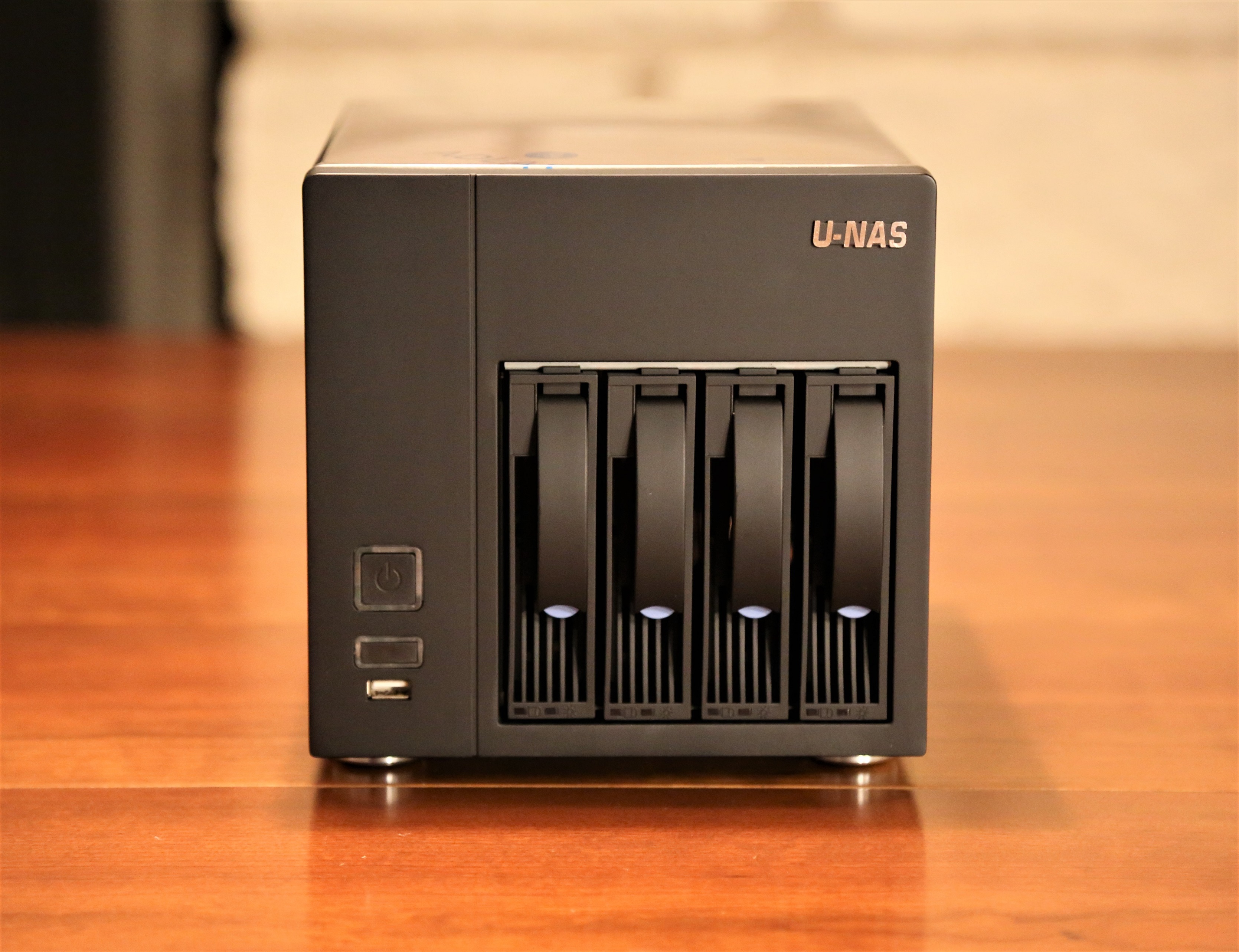 U-NAS NSC-410 NAS Case Review – NAS Compares