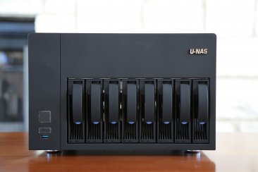 U-NAS NSC-810A Server Chassis