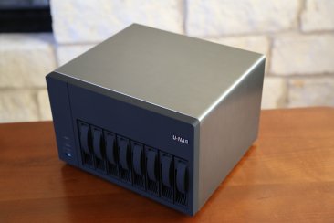 U-NAS NSC-810 Server Chassis