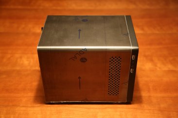 U-NAS NS-410 Server