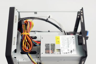 U-NAS NSC-410 Server Chassis with Power Supply
