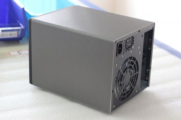 U-NAS NSC-400 Server Chassis with Power Supply