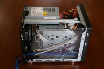U-NAS NSC-401 Server Chassis with Power Supply